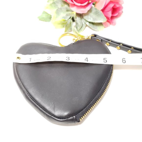 Black Leather Heart Wristlet, by and Other Stories - Picture 13 of 13
